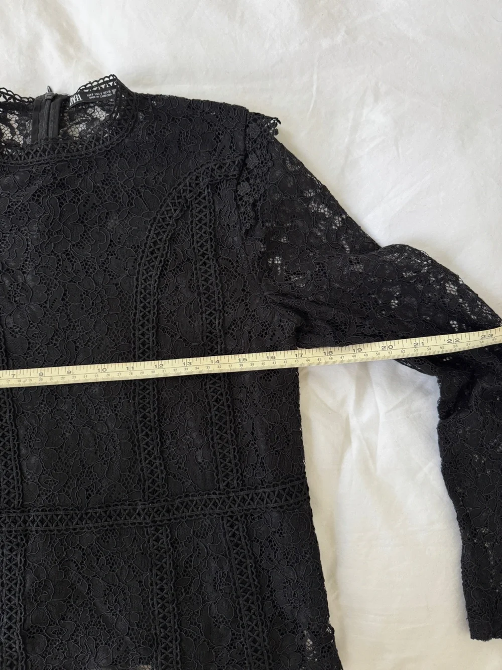 Zara Black Sheer Lace Long Sleeve Blouse Size Small